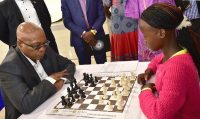 Jacob Zuma, perdió el martes 20 en una partida disputada en Mandeni, en un torneo de Navidad ante una niña de 13 años, Nokwanda Gcaba